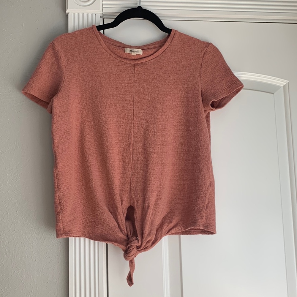 Madewell short sleeve top. Tie front. Size XS